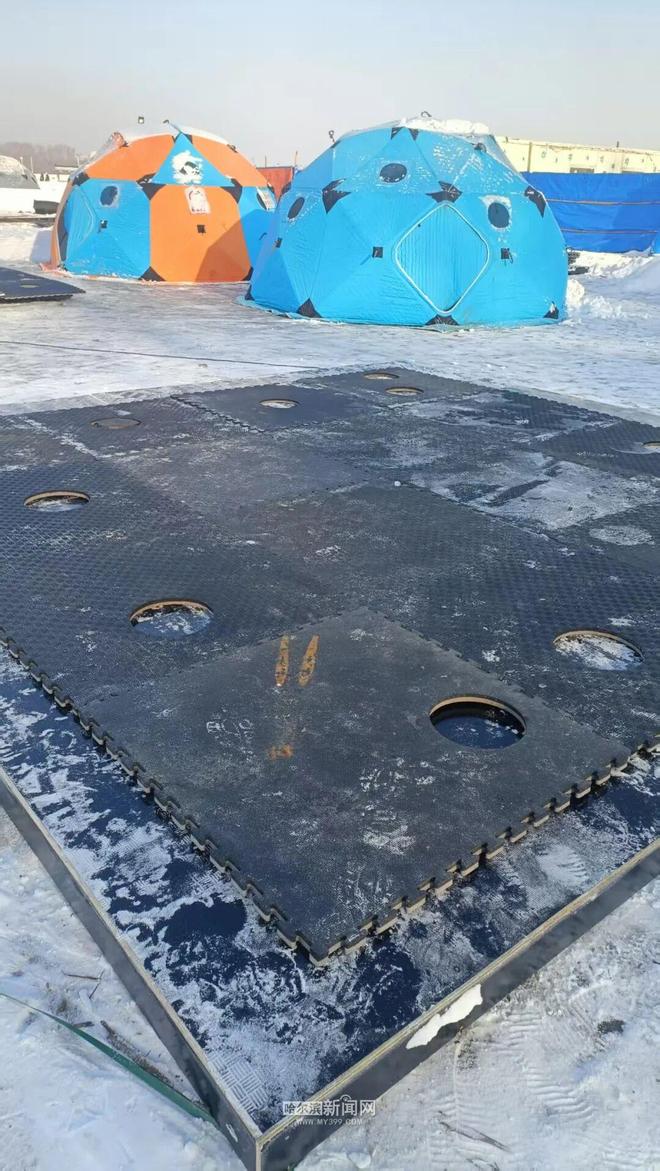 江冰雪嘉年华解锁冬日新玩法新葡京暖帐冰钓煮火锅｜松花(图3)